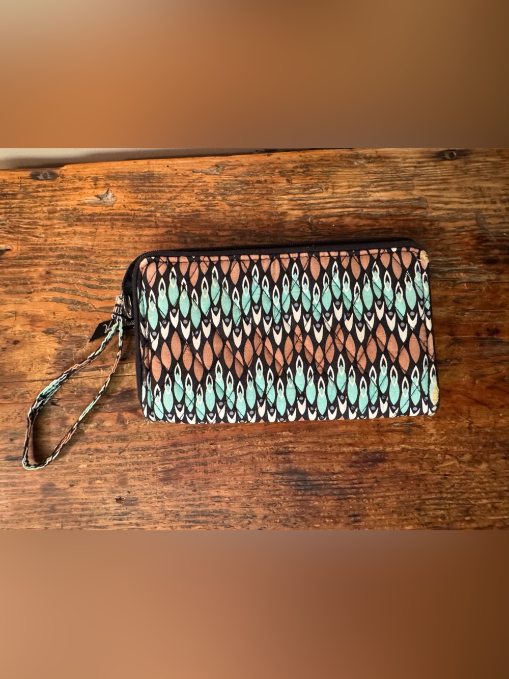 Vera Bradley Smartphone Wallet/Wristlet in “Sierra Stream” - Picture 2 of 5